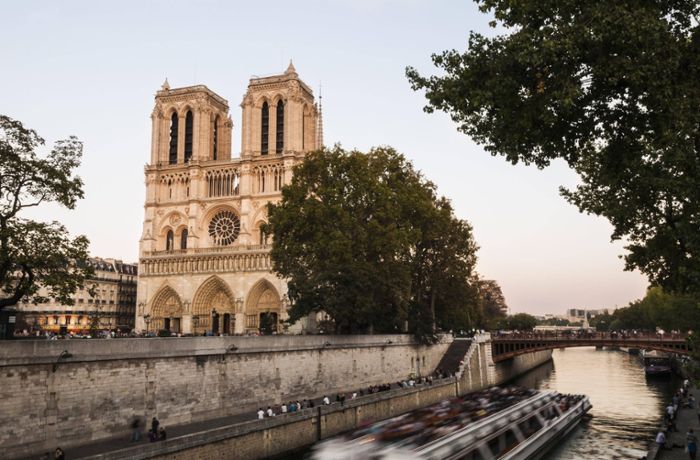 Wiedereröffnung von Notre-Dame in Sicht