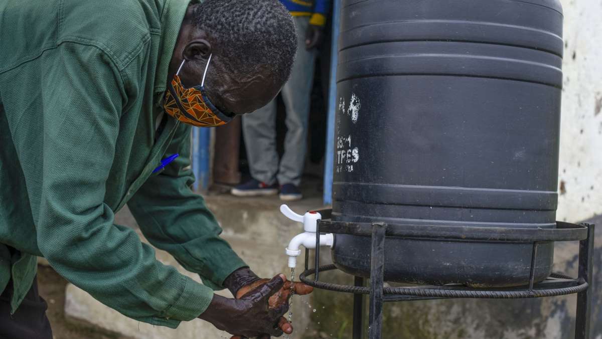  Der Klimawandel verschärft dramatisch die Probleme rund um die Wasserversorgung – und bedroht damit die Gesundheit und Existenz unzähliger Menschen vor allem in Afrika und Asien. 