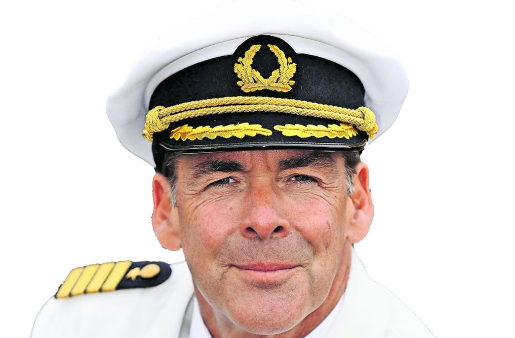 Sascha Hehn, einst als schnittiger Nachwuchsarzt Dr. Udo Brinkmann in der ZDF-„Schwarzwaldklink“ bekannt geworden, steuert seit 2014 alias Victor Burger das ZDF-„Traumschiff“. Jetzt legt er die Kapitänsmütze nieder.