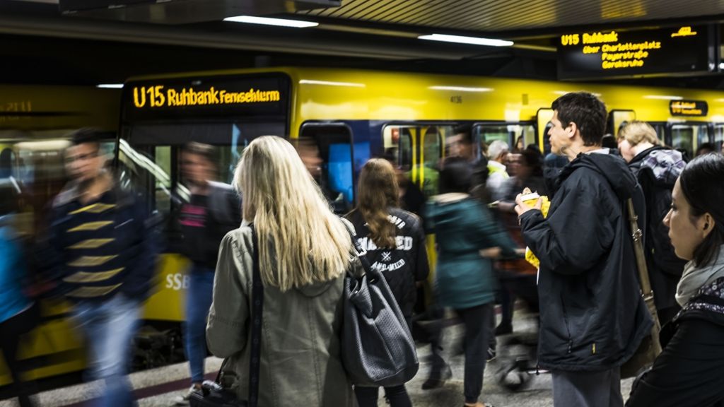 Voll Bahnsteige an Stuttgarts Stadtbahnlinien: SSB sind mit Start nach den Ferien zufrieden