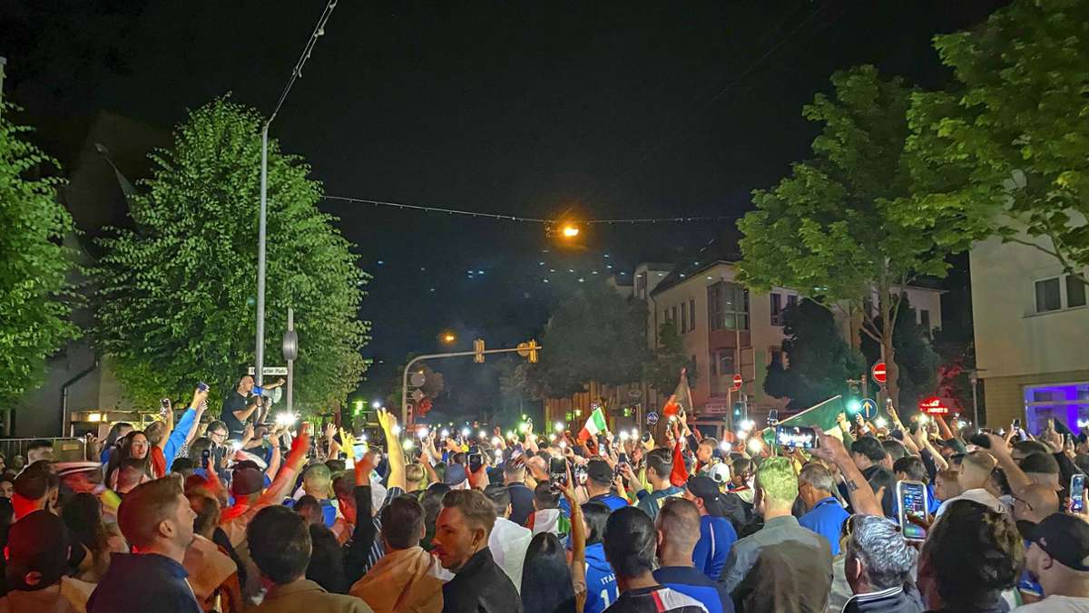Italiener feiern in Fellbach: Italien-Fans machen die Nacht zum Tag