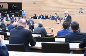 Winfried Kretschmann bei seiner Regierungserklärung am Mittwoch im Landtag. Foto: dpa/Bernd Weissbrod
