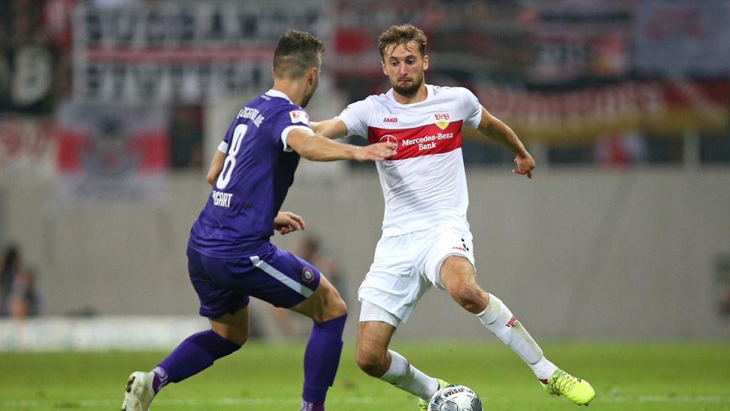 Das Gastspiel in Aue brachte dem VfB Stuttgart nur einen Punkt ein. Die Mannschaft von Trainer Tim Walter überzeugte nicht gerade mit Tempo und Esprit. Nur auf einen war Verlass: Nathaniel Phillips. 