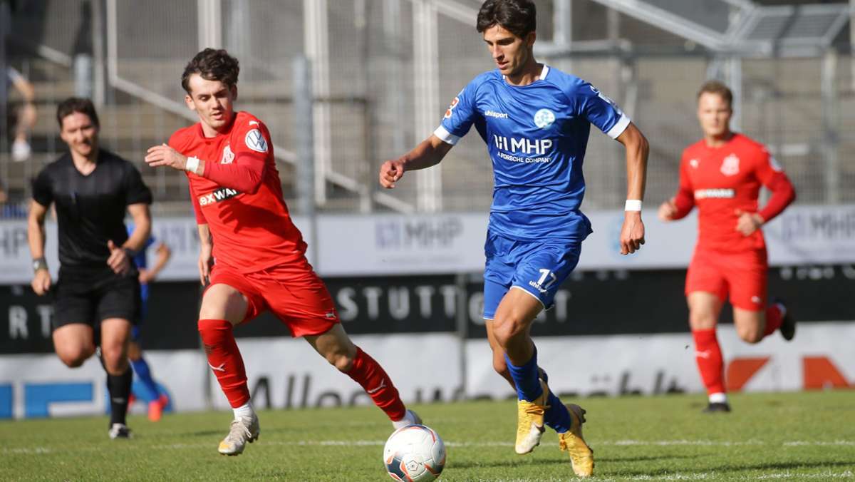 Konrad Riehle ist schnell, schuss- und dribbelstark. Der ehemalige Jugendspieler des 1. FC Heidenheim ist einer der Faktoren, dass die Stuttgarter Kickers unter Trainer Mustafa Ünal noch ungeschlagen sind. Was steckt hinter seinem Aufwärtstrend? 
