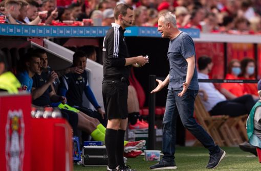 Christian Streich und der SC Freiburg haben die erste Teilnahme an der Champions League verpasst. Foto: dpa/Marius Becker