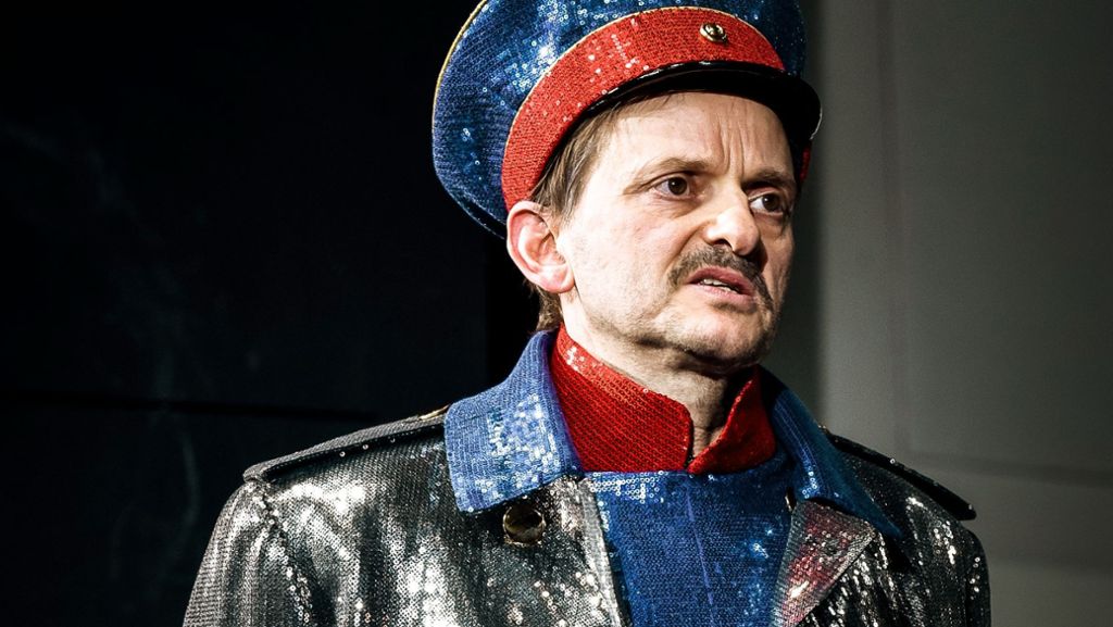 Jan Bosses „Hauptmann von Köpenick“ am Deutschen Theater Berlin: Don Quichotte im Neoliberalismus