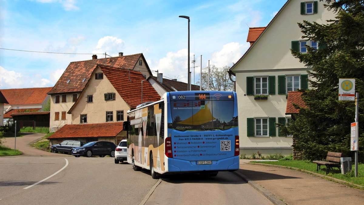 Busverkehr in  Hochdorf: Kein Geld für zusätzliche Busse nach Plochingen