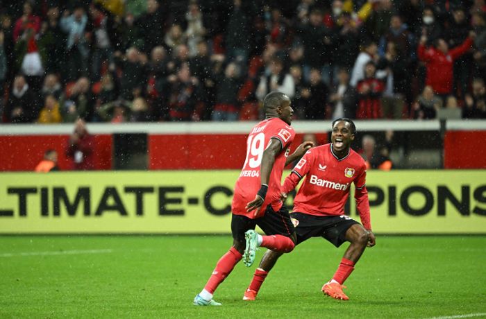 Fußball-Bundesliga: Leverkusen dreht Derby in Köln