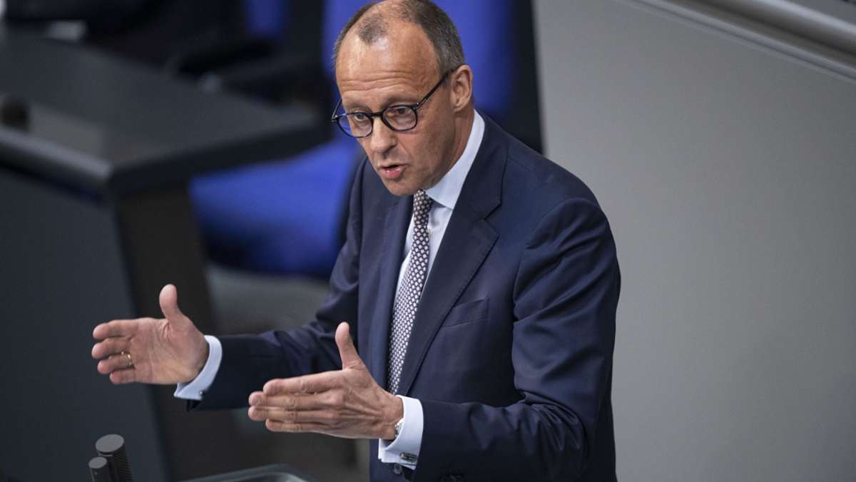 Bundestagsdebatte: Merz greift Scholz wegen Ukraine-Politik scharf an