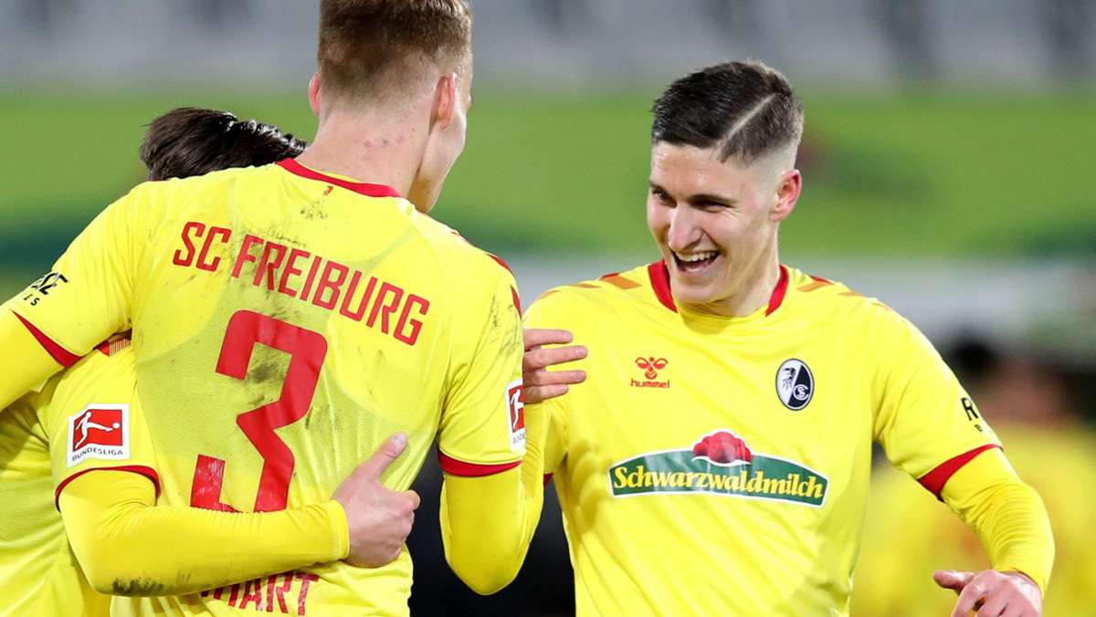 Fußball-Bundesliga: SC Freiburg holt Sieg gegen Augsburg