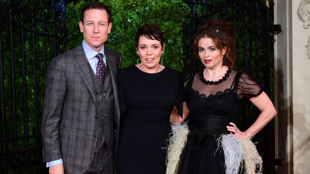 Dritte Staffel von „The Crown“: Schauspieler zeigen sich auf dem roten Teppich in London