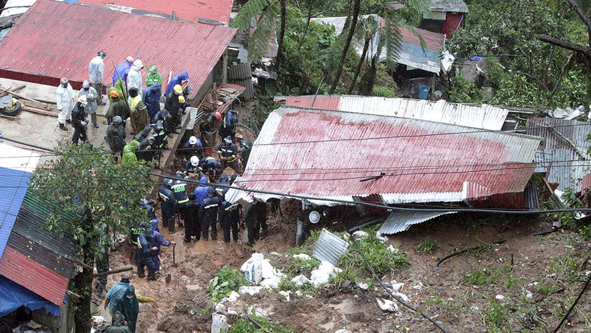  Auf den Philippinen sind mindestens 30 Menschen durch den Tropensturm „Kompasu“ ums Leben gekommen. Viele Menschen werden nach wie vor vermisst. 
