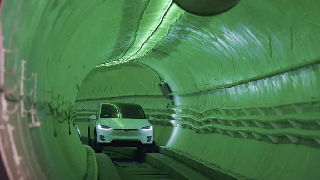 Ambitionierter Elon Musk: Tesla-Chef eröffnet Test-Tunnel in Los Angeles