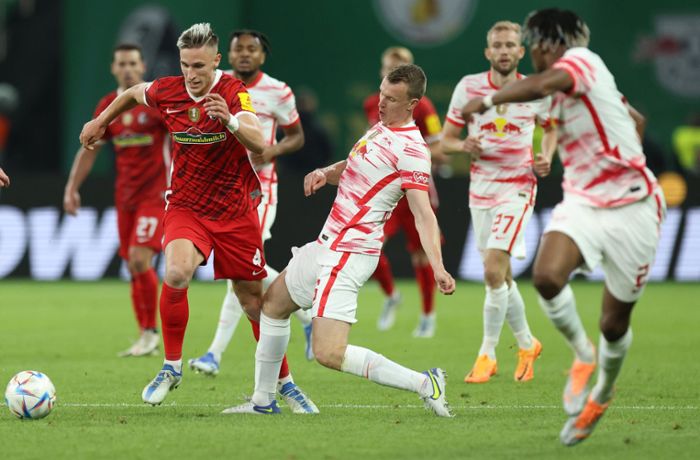 DFB-Pokal-Finale gegen SC Freiburg: RB Leipzig holt erstmals den Pokal