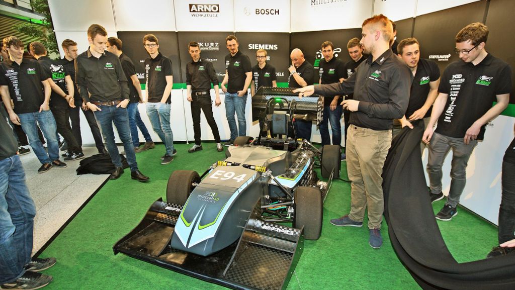 Göppinger E.Stall vor der Formula-Student-Electric-Saison: Der Eve19 für die neue  Formula-Student-Electric-Saison ist fertig