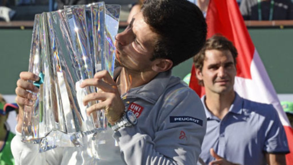  Das Herren-Endspiel in Indian Wells zwischen Novak Djokovic und Roger Federer war ein Klassiker, den der Serbe im Tiebreak des dritten Satzes gewann. Im Damen-Finale hatte Flavia Pennetta mit ihrer angeschlagenen Gegnerin leichtes Spiel. 