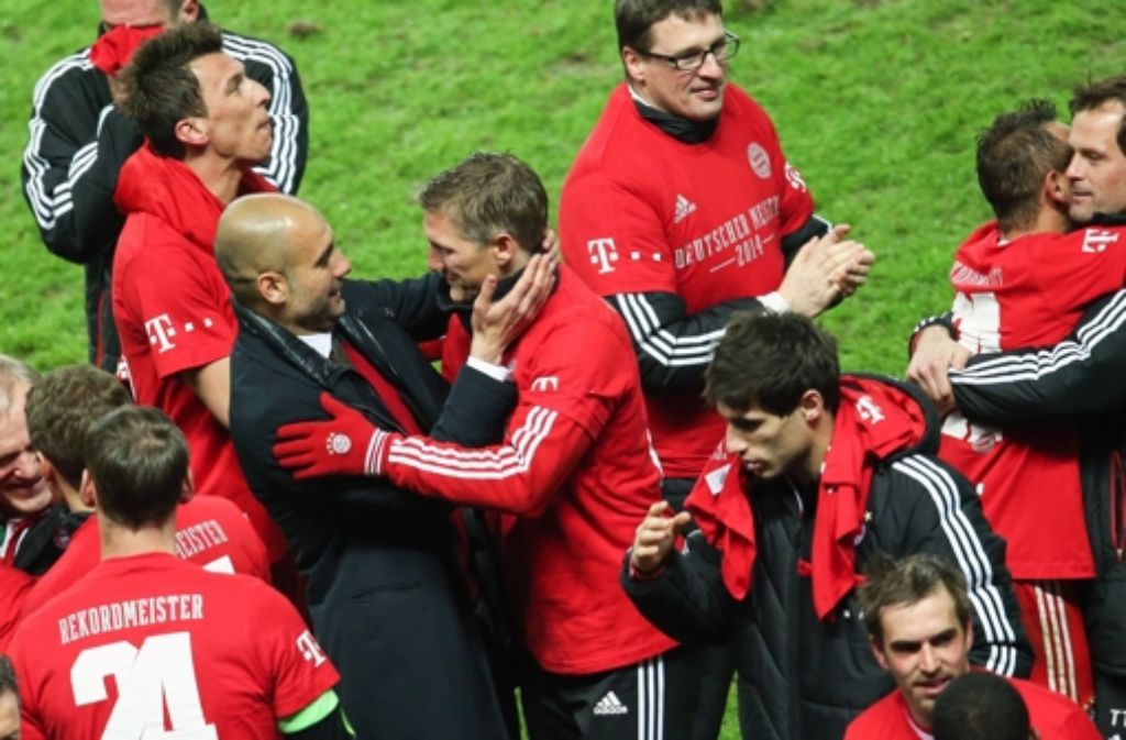 Zumal es gut weitergeht für Schweinsteiger. Mit dem neuen Bayern-Trainer Pep Guardiola holt der FCB im Frühjahr 2014 die Meisterschaft und den Pokal.