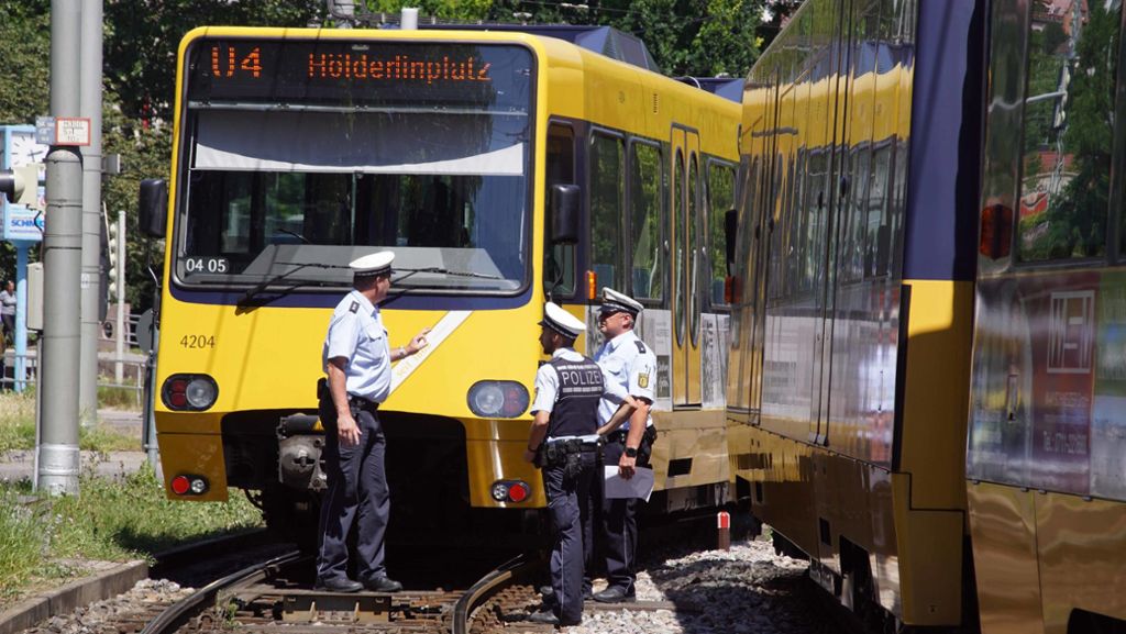 Stadtbahnunfall in Untertürkheim: Falsch abgebogen – zwei Züge der U4 berühren sich