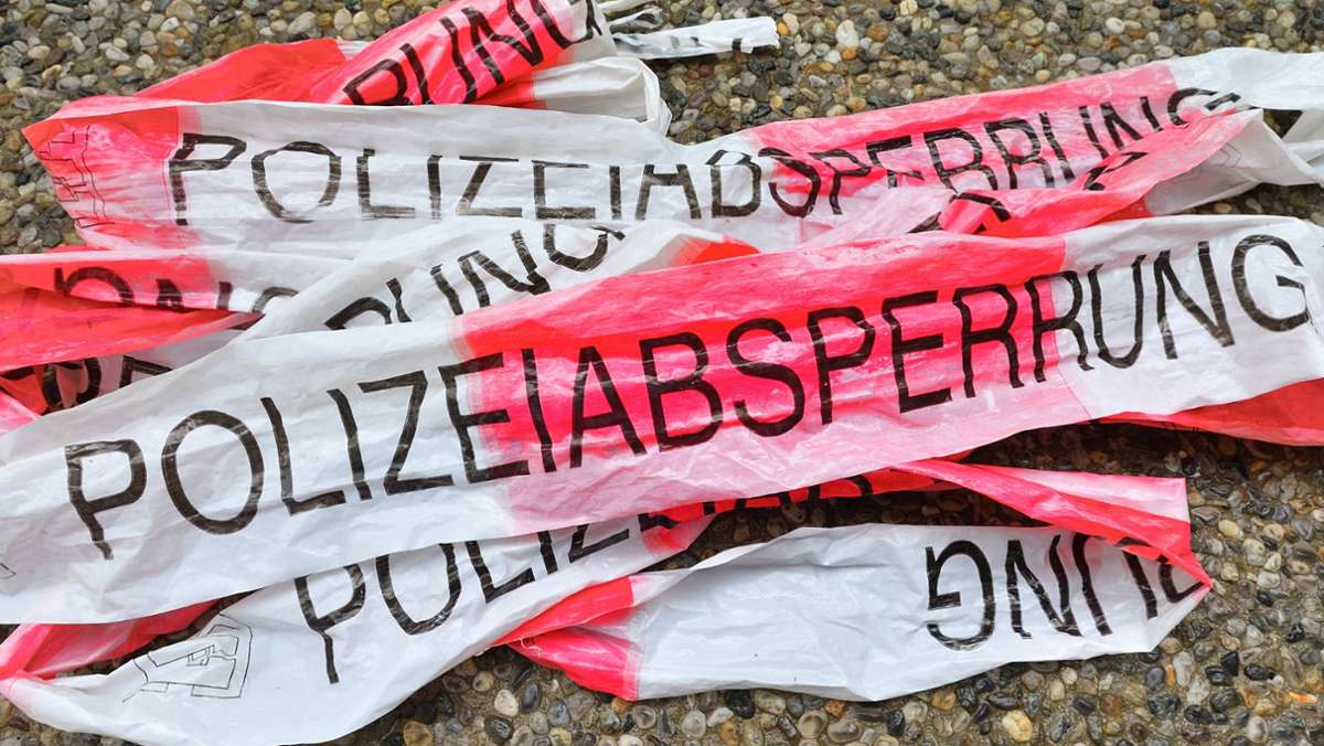 Hessigheim im Kreis Ludwigsburg: Frau liegt leblos auf der Straße – und stirbt kurz darauf