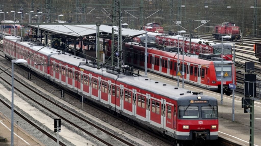 Kommentar zur Göppinger S-Bahn-Studie: Stehender Zug