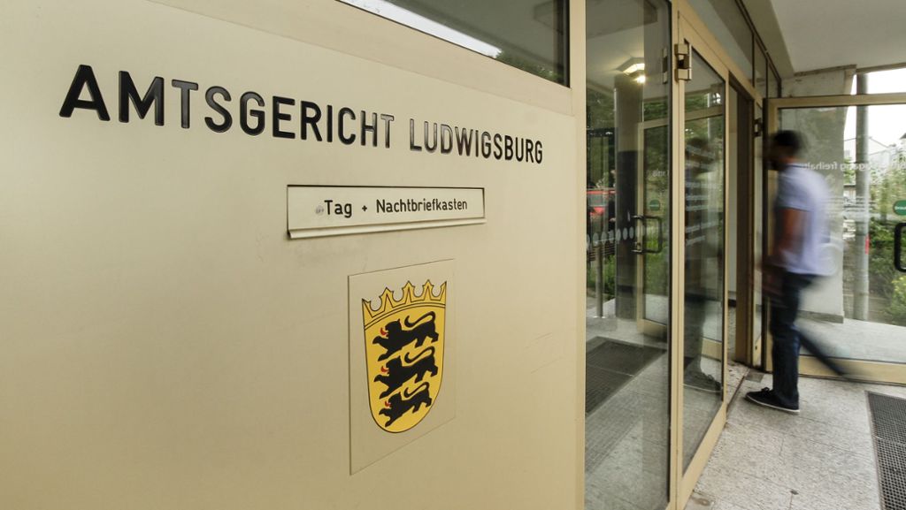 Amtsgericht Ludwigsburg verurteilt Obdachlosen: 51-Jähriger terrorisiert seine Helfer