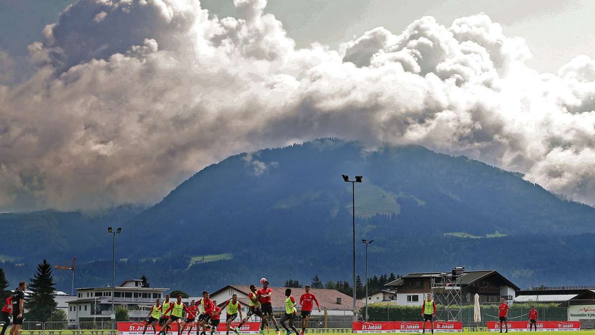 Sommerfahrplan der Fußball-Bundesliga: Nur einen Club zieht es in die Ferne