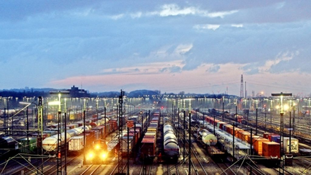 DB Schenker Rail: Bahn plant Einschnitte im Frachtverkehr