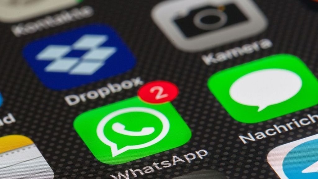 WhatsApp-Betrug: Tückischer Weihnachtsmann-Kettenbrief könnte teuer werden