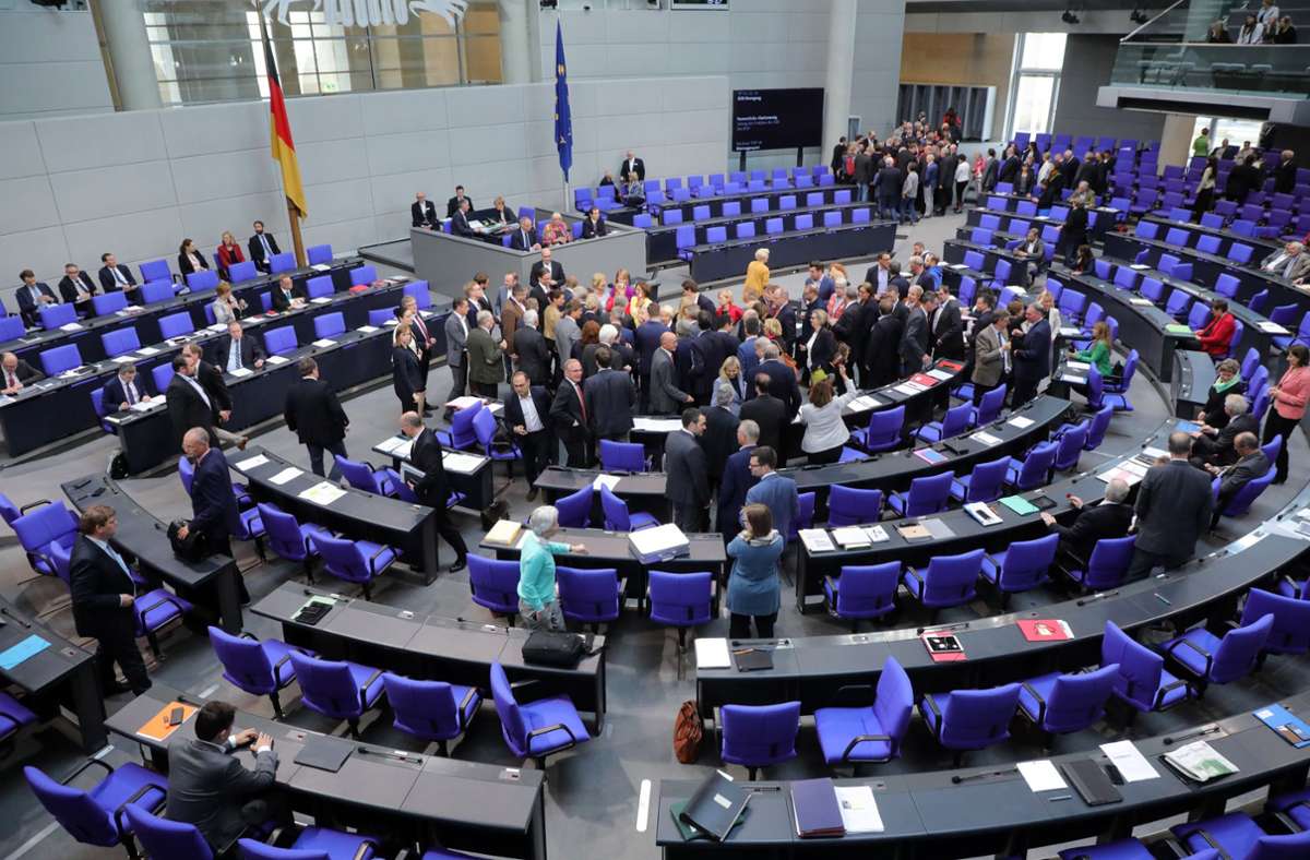 Die Sitzordnung im Bundestag soll nach dem Willen der FDP geändert werden. Foto: dpa/Wolfgang Kumm