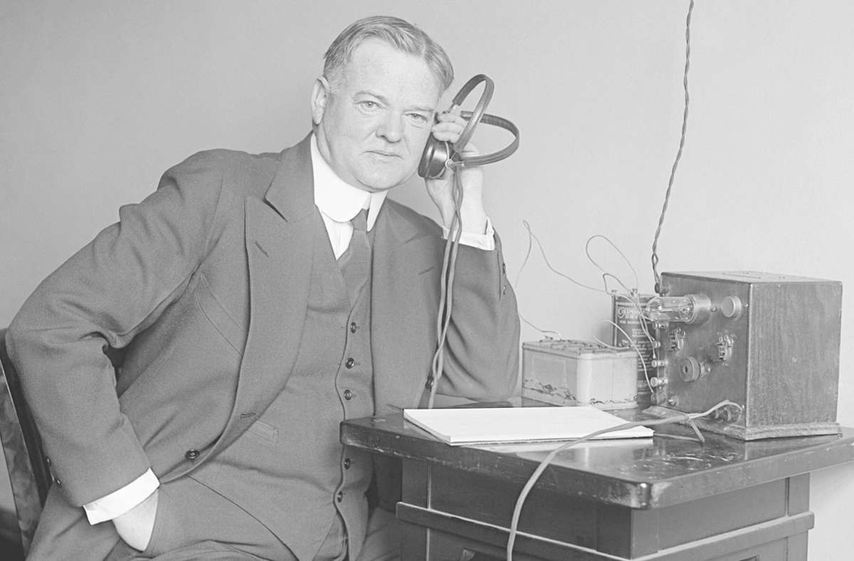 Herbert Hoover (1929-1933): Unter seiner Amtszeit begann 1929 die „Great Depression“, die schwerste Wirtschaftskrise des 20. Jahrhunderts. Er stellte sich 1932 erneut zur Wahl auf, verlor diese aber.