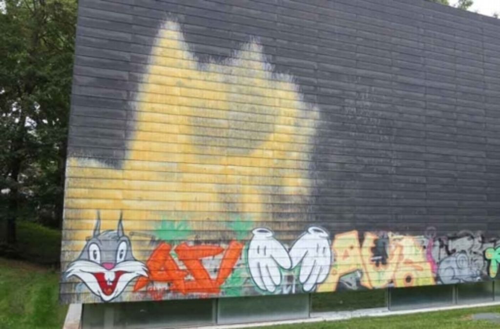 Einige Graffiti sind freilich nicht an designierten Sprayerflächen aufgebracht.