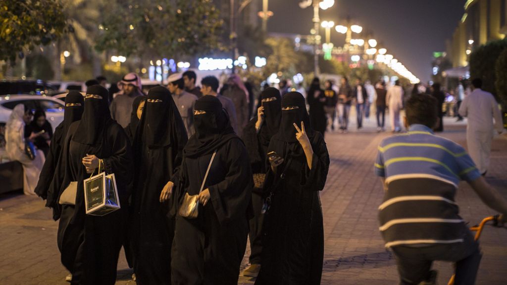 Lockerung der Vorschriften: Saudi-Arabien erlaubt Frauen Buchung von Hotelzimmern