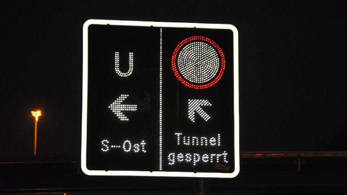 Wagenburgtunnel nach Unfall gesperrt