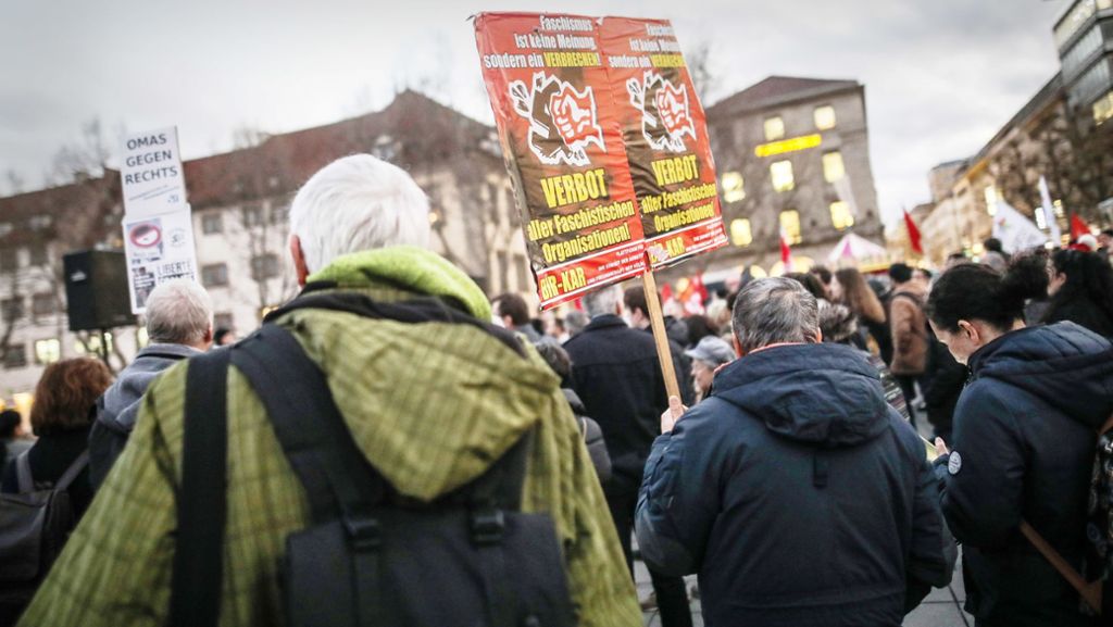 Reaktionen aus Stuttgart auf Hanau: Hartes Vorgehen gegen Rassismus gefordert