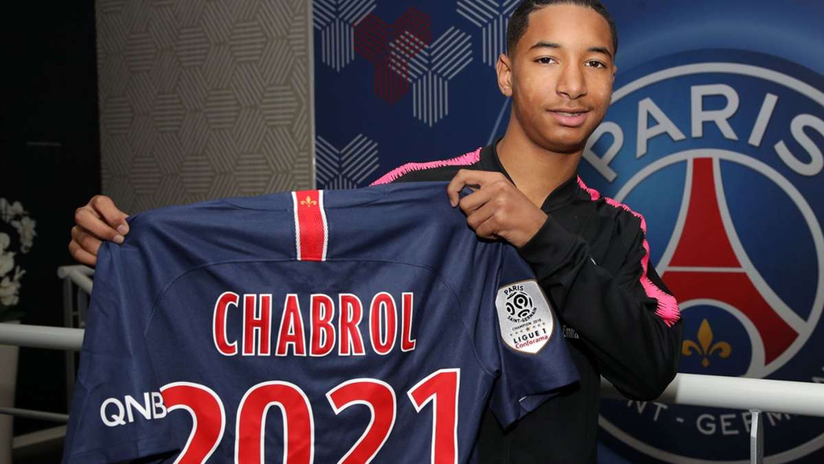  Nach Informationen der französischen Tageszeitung „Le Parisien“ hat der VfB seine Fühler nach Tidjany Chabrol ausgestreckt. Der 18-Jährige spielt auf einer Position, auf der es in Stuttgart Handlungsbedarf gibt. 