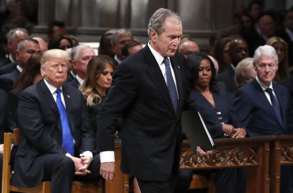 Bush hielt eine emotionale Rede auf seinen Vater.