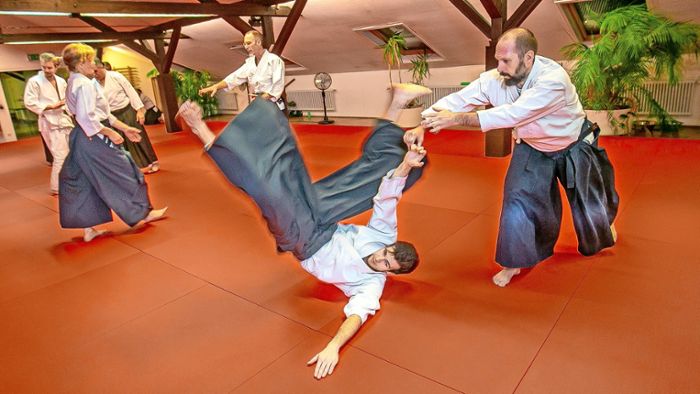 Aikido gleicht eher einem Tanz als einem Kampf