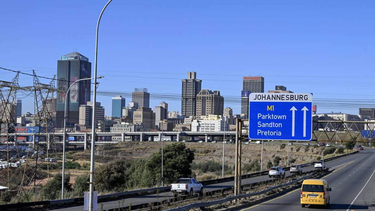 Südafrika: Ministerin fällt unter die Räuber