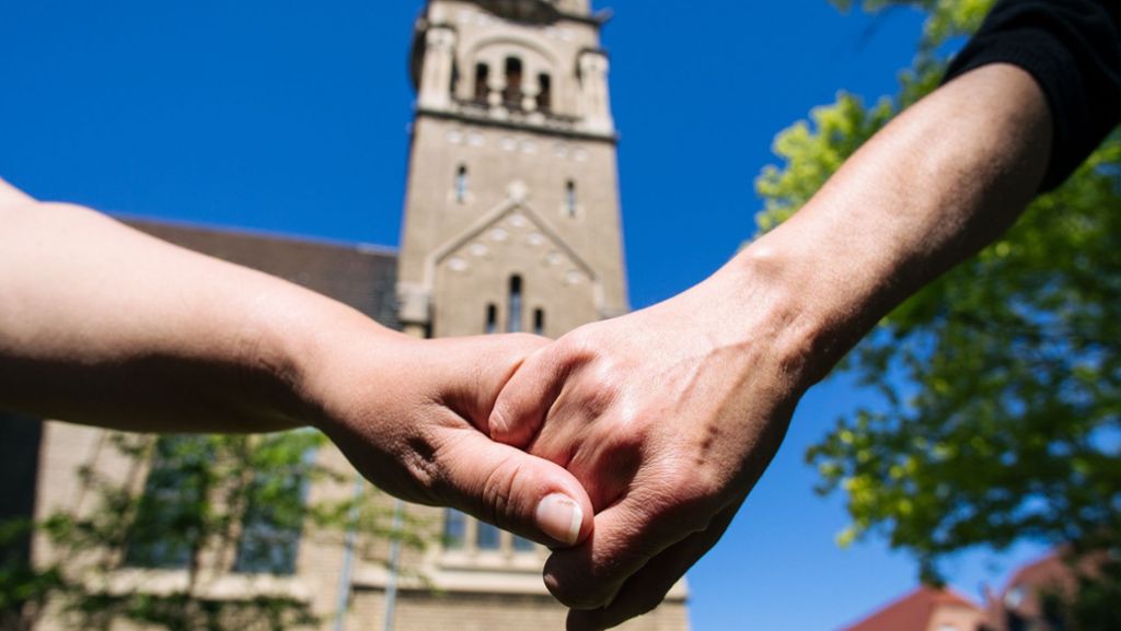 Kirche vor Zerreißprobe: Homo-Segnung: Prälatin Arnold macht Druck