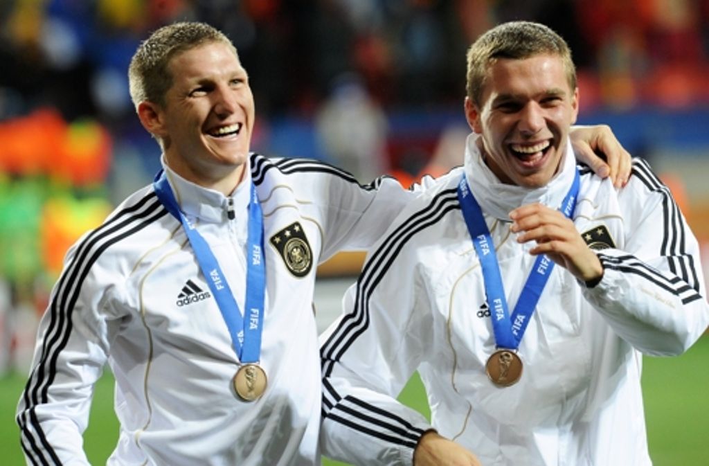 Ein bisschen Jubel gabs am Ende trotzdem: Zusammen mit Kumpel Lukas Podolski gibts wenigstens noch Bronze.