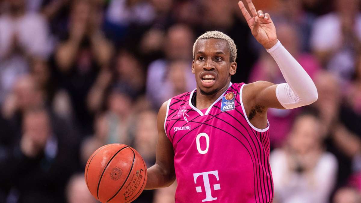 Telekom Baskets Bonn bei MHP Riesen Ludwigsburg: TJ Shorts – der kleinste Spieler der Liga ist der Größte