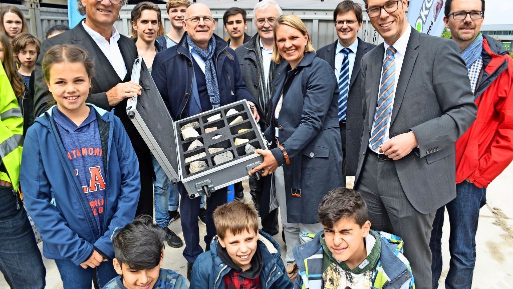 Gymnasium aus Untertürkheim: Eine halbe Milliarde Jahre Erdgeschichte in einem Koffer