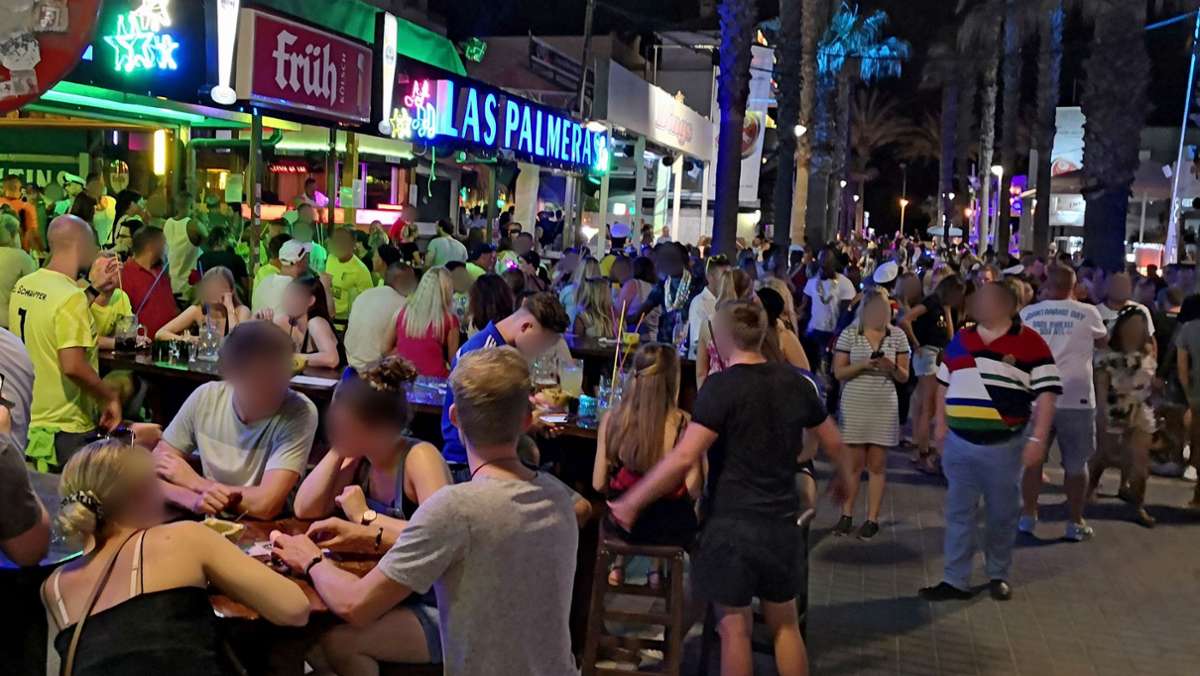 Illegale Partys in Corona-Zeiten: Mallorca schließt Lokale am „Ballermann“
