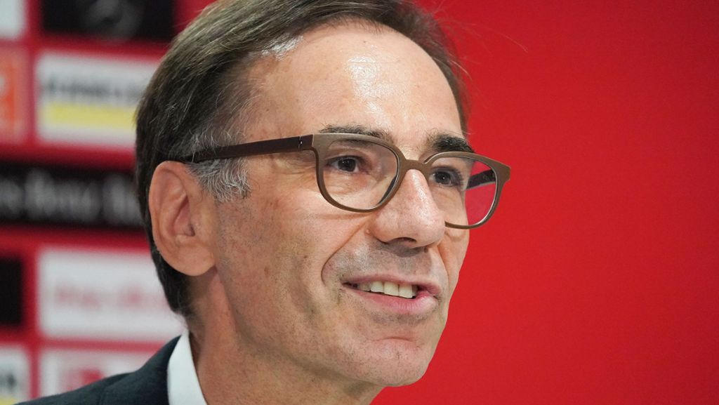  Der frühere Fußball-Nationalspieler Thomas Berthold hat die Führungsgremien des VfB Stuttgart kritisiert – jetzt nimmt Bernd Gaiser, Vizepräsident des Fußball-Zweitligisten, dazu Stellung – mit klaren Worten. 