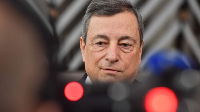 Sauer auf die Regierung – Mario Draghi hält Standpauke