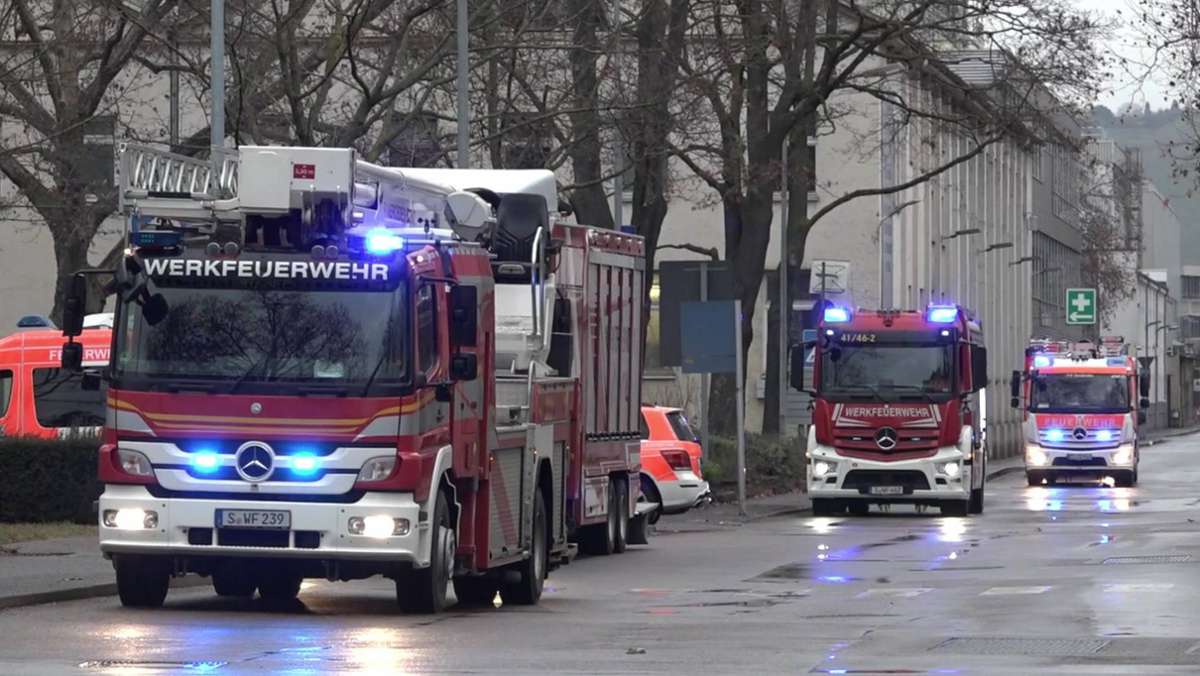 Feuerwehreinsatz in Esslingen: Brand  in Daimler-Werk