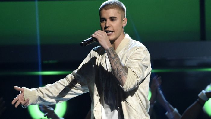 Justin Bieber führt mit sieben Nominierungen