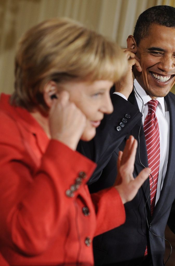 2009 löste Barack Obama Bush als US-Präsident ab. Für die Deutschen der lang ersehnte Wechsel an der Spitze der US-Regierung. Merkel und Obama verstanden sich von Beginn an prächtig.