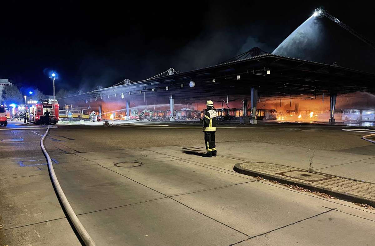 Weitere Bilder vom Brand in Stuttgart
