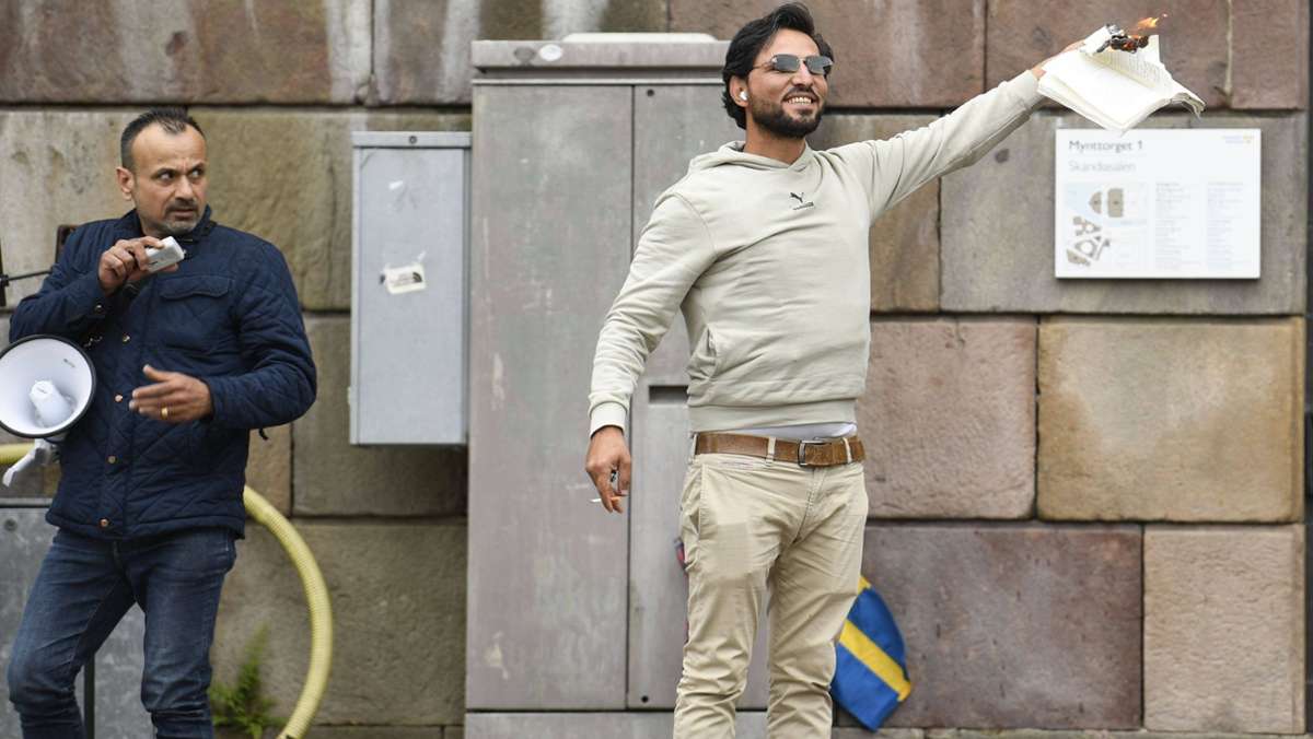 Sicherheit in Schweden: Irakische Aktivisten zerstören in Schweden erneut einen Koran